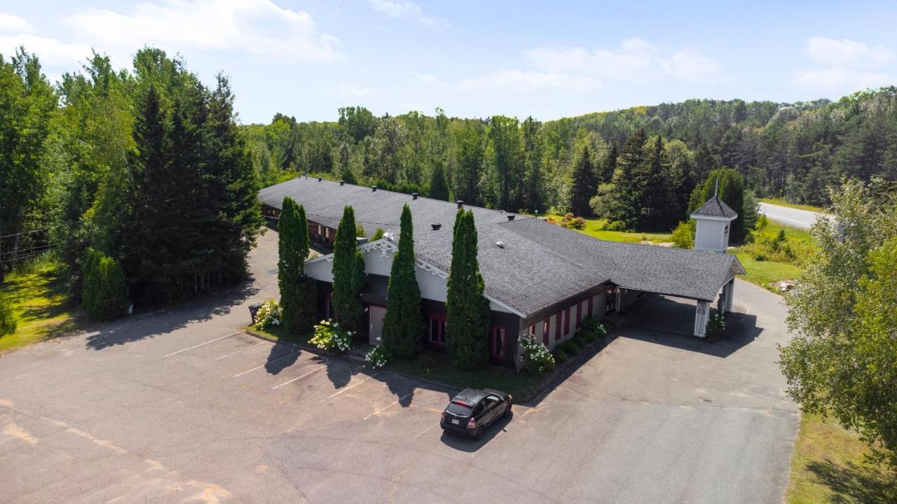 Auberge Pique Nique Shawinigan Eksteriør billede